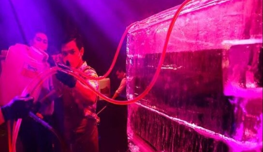 A Thai hotel breaks the Guinness World Record for the largest Negroni cocktail