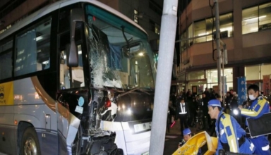 China’s Quarantine Bus crashes, leaves dozens dead