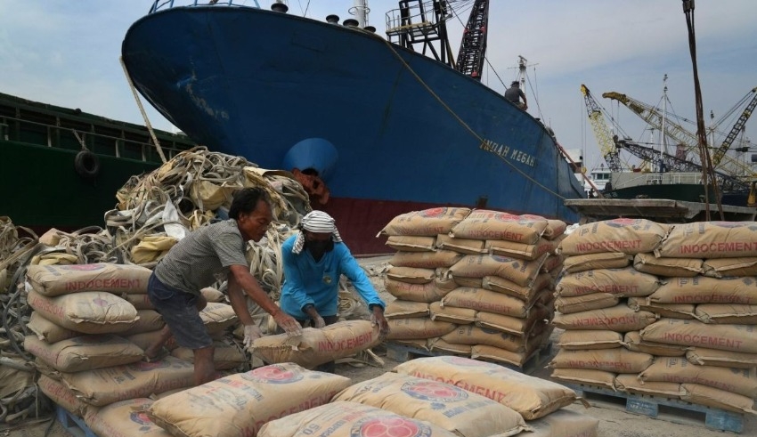 Indonesia posts a $5.76 billion trade surplus in August, exceeding expectations