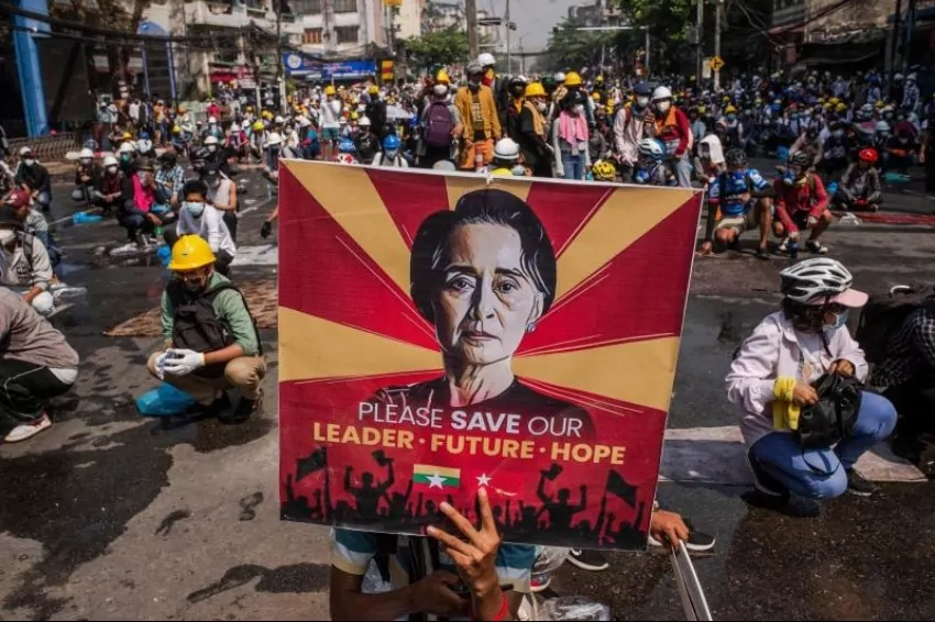 Malaysia urges ASEAN to reconsider peace strategy