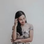 Wattpad writer Jonaxx's fans are at war with Gwy Saludes?