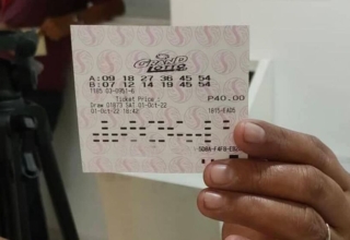 400 people win the jackpot in the Philippines lottery with a strange set of numbers