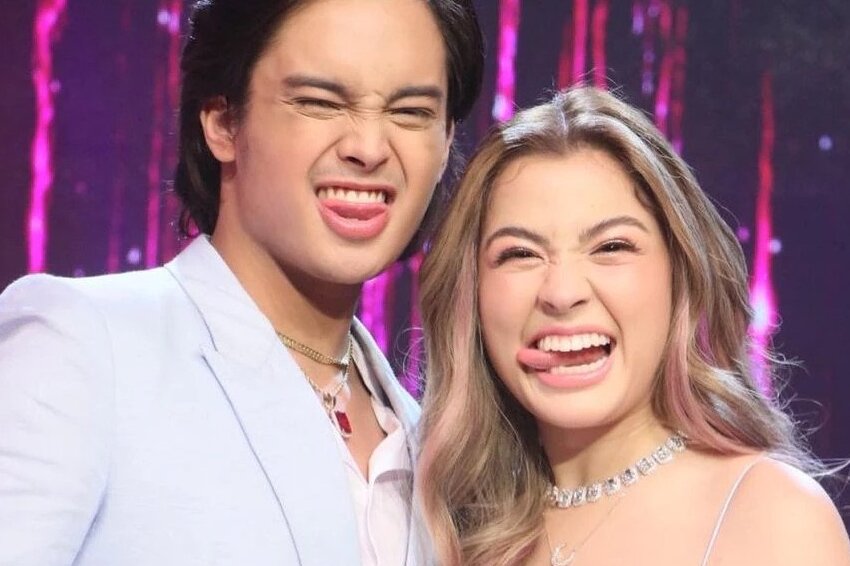 Alexa Ilacad's picture of a diamond ring makes fans speculate