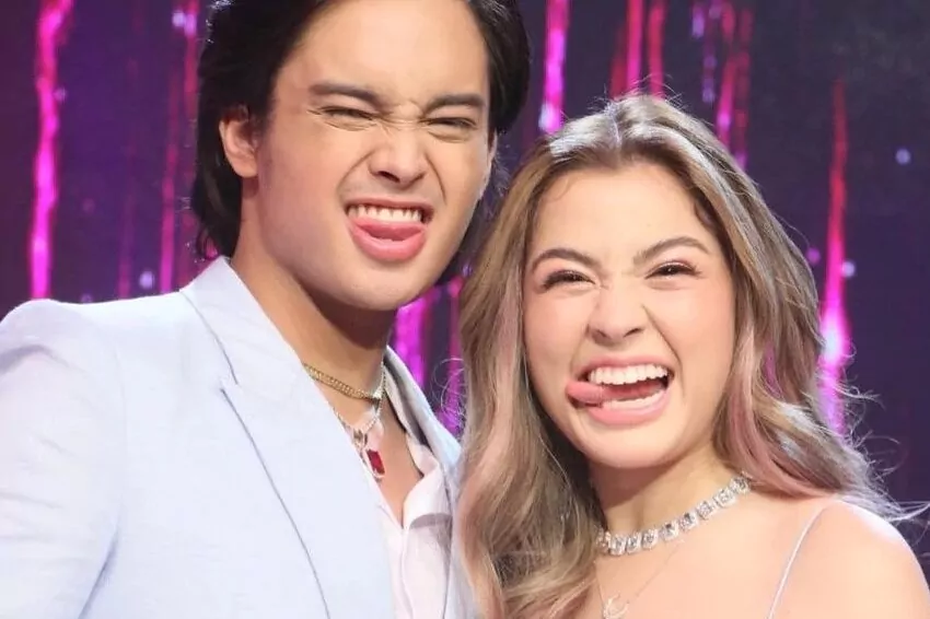 Alexa Ilacad's picture of a diamond ring makes fans speculate
