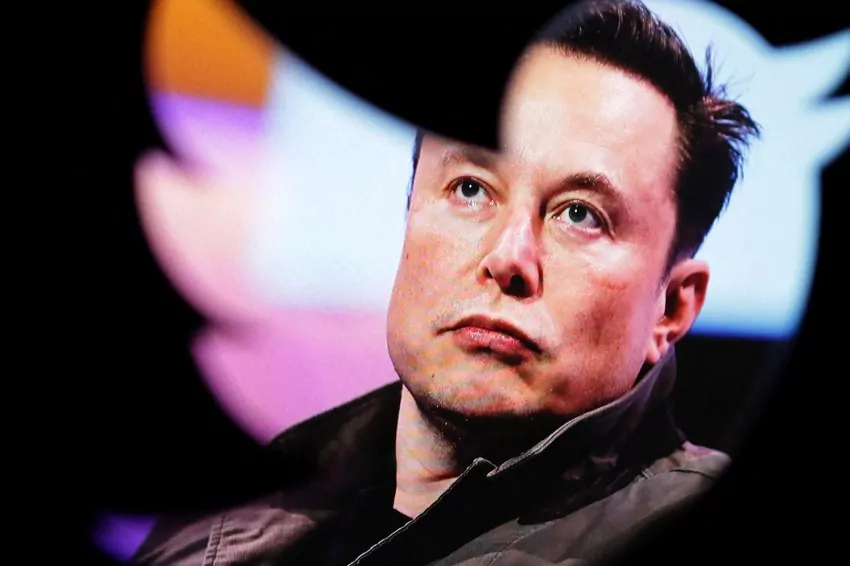 As Elon Musk assumes control of Twitter, free speech restrictions are tested