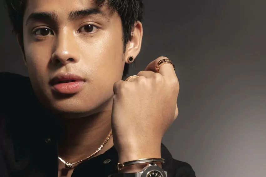 As the L'Officiel cover boy, Donny was labeled Generation Z's heartthrob