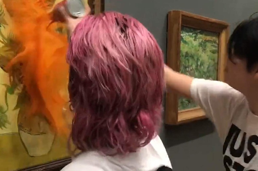 Climate activists in London hurl soup at Van Gogh’s Sunflowers