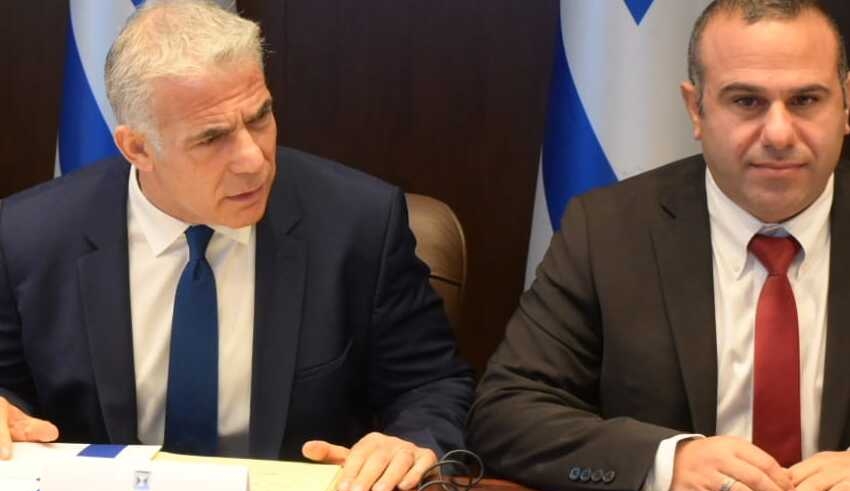 Israel, Lebanon sign maritime border pact in rare diplomatic feat