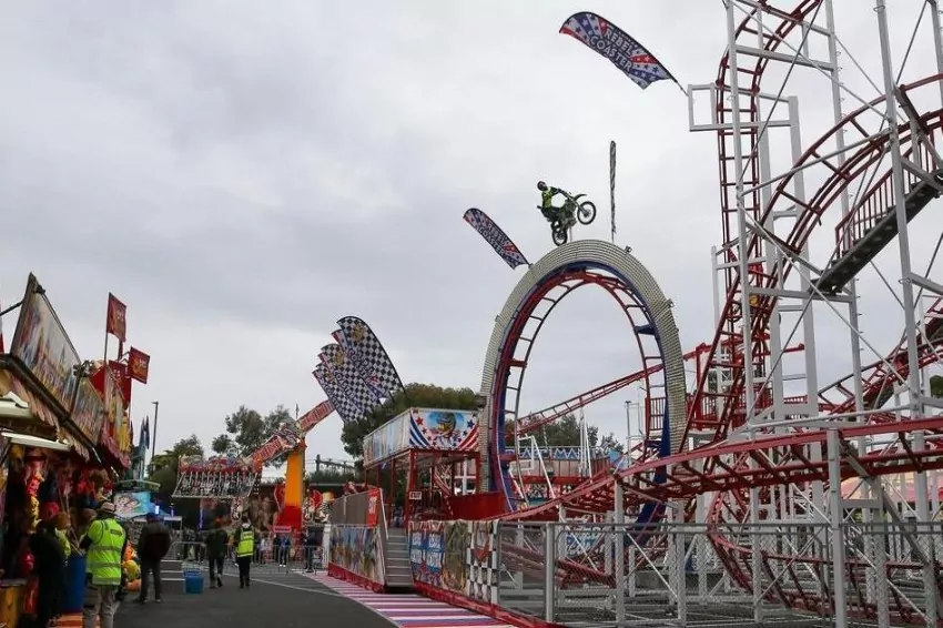 Melbourne Show rollercoaster eyewitness shares what happened