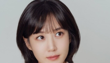 Park Eun-bin, the star of 'Extraordinary Attorney Woo,' has arrived in Manila