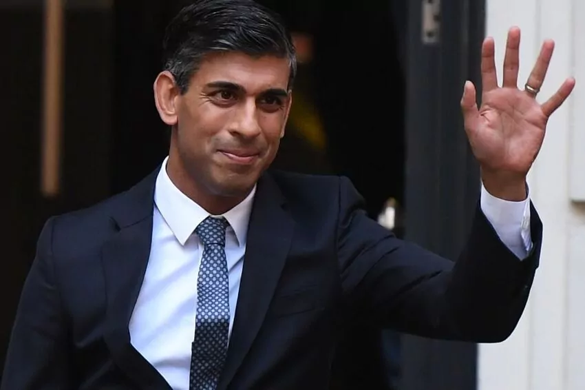 Sunak confronts difficult challenge as UK prime minister
