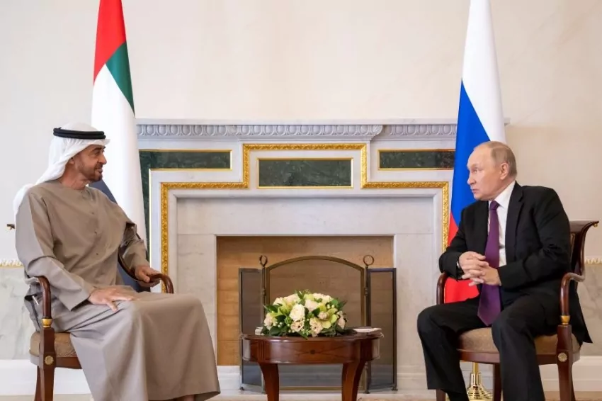 The UAE President meets Russia’s President Putin