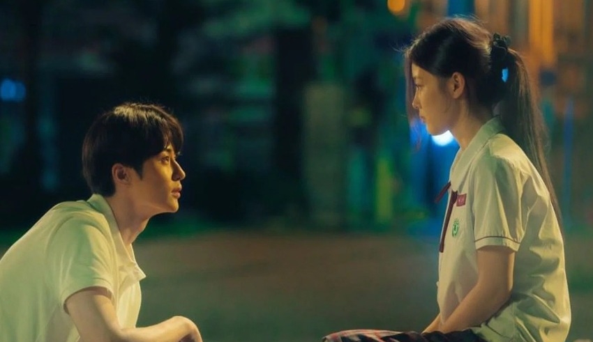 What happened to Woon-Ho in 20th Century Girl