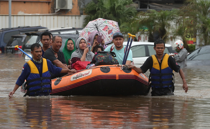 jakarta bpbd mobilizes disaster preparedness team to anticipate floods