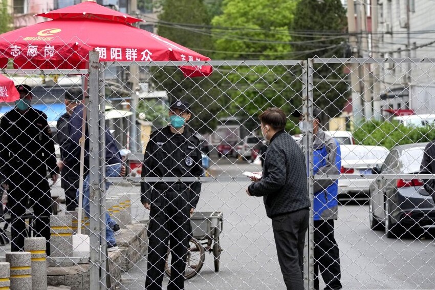 china records third consecutive daily covid 19 cases