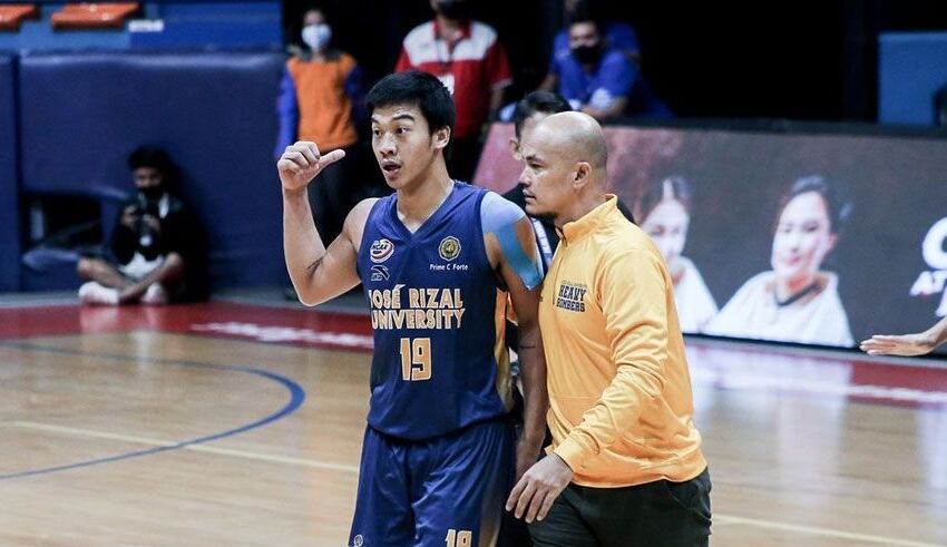 JRU player Amores charges, punches 4 CSB players during the game
