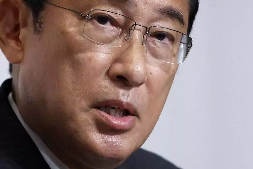 Japanese PM pressured over campaign spending report