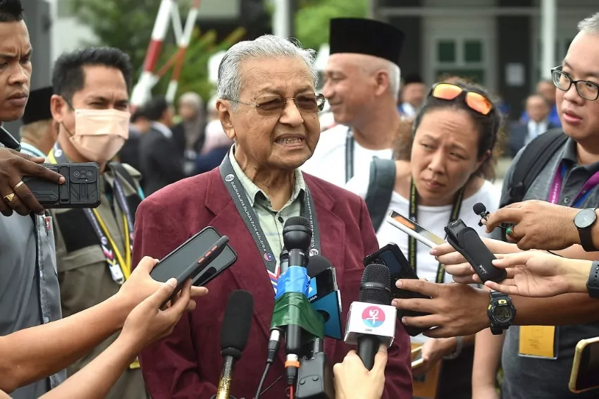 Malaysian candidates' TikTok videos spice up campaigning