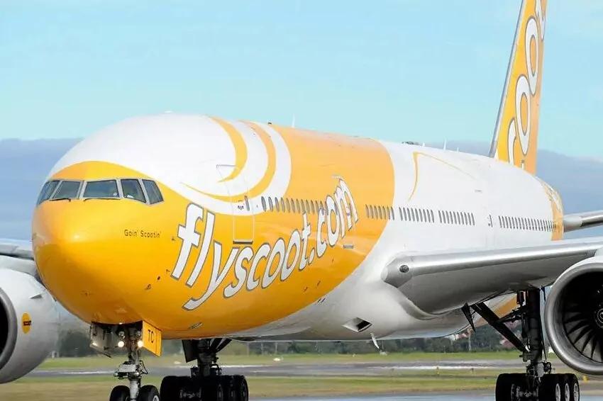 Passengers refused to secure seatbelts, delaying a Bali-Singapore aircraft