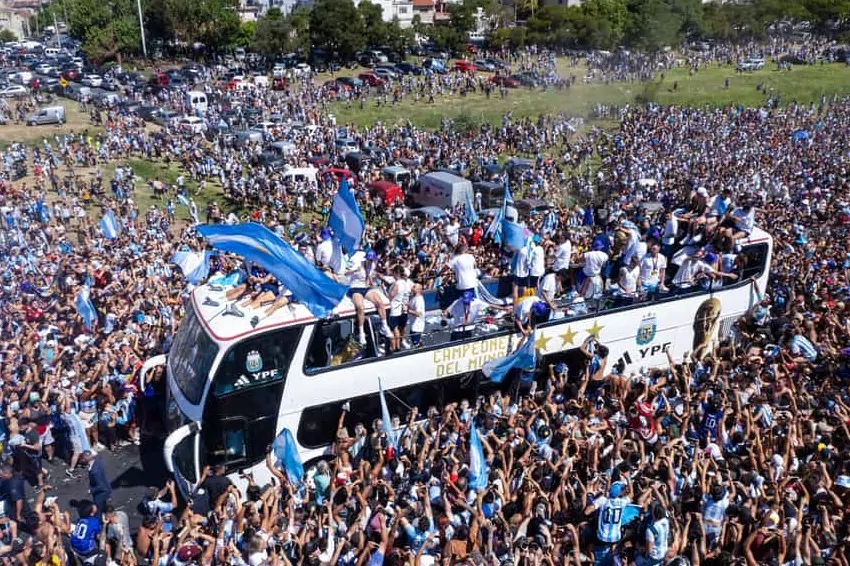 argentina's world cup heroes helicoptered as street party spills