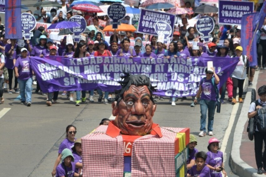Human Rights Day protestors accuse Philippines president of extrajudicial executions