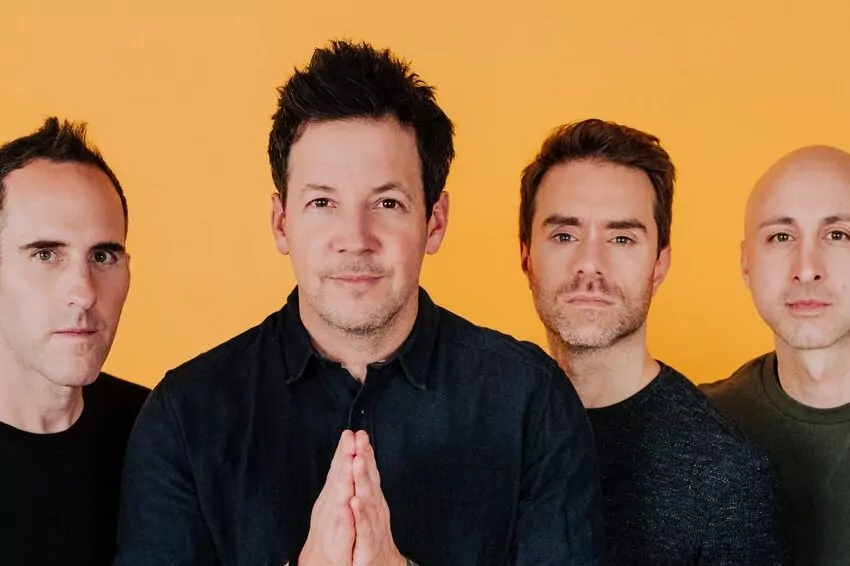 in 2023, simple plan will play in manila and davao