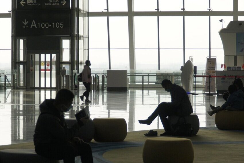 malaysia screens inbound tourists, especially chinese, for fever
