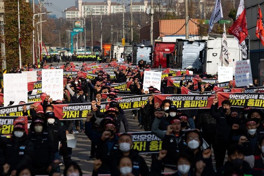 south korean protesting truckers say we are not your enemy