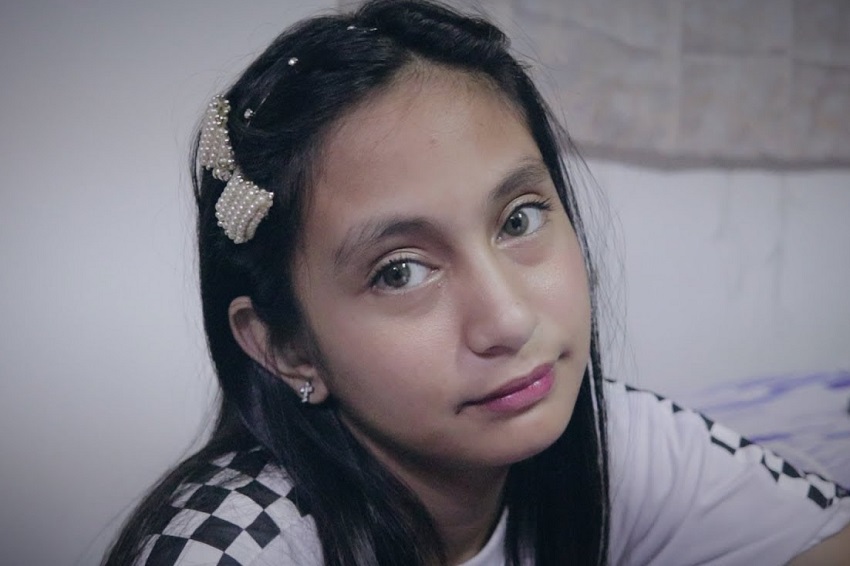 Who is princess Thea’s boyfriend?
