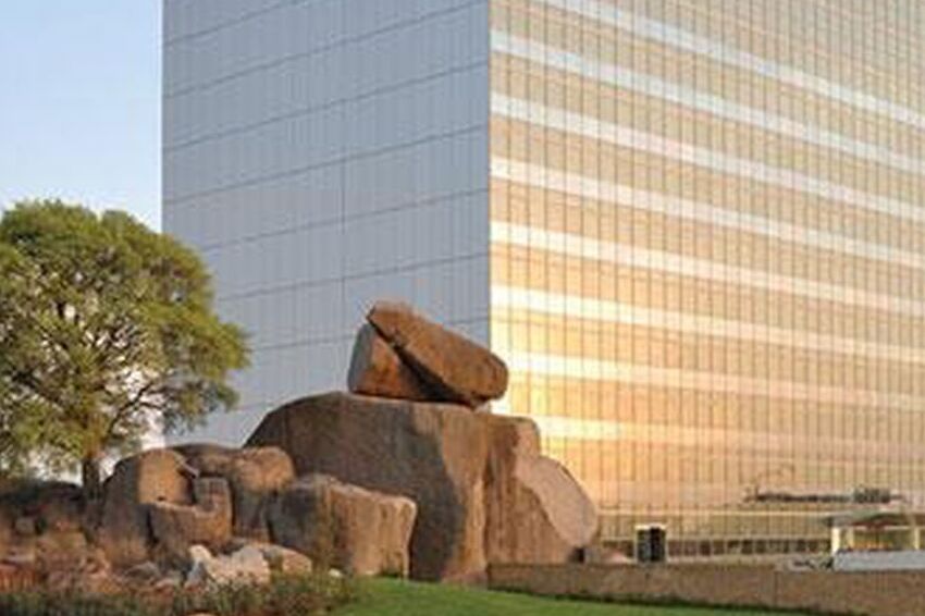 apple intends to increase india's production share to up to 25%