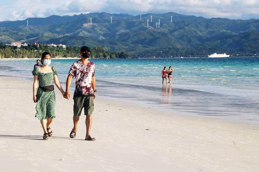 Boracay visit by Chinese ambassador signals return of largest tourist market