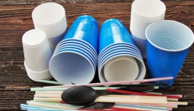 from 2026, the uae will ban single use plastic goods