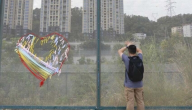 hong kong residents have mixed feelings about the reopening of the border