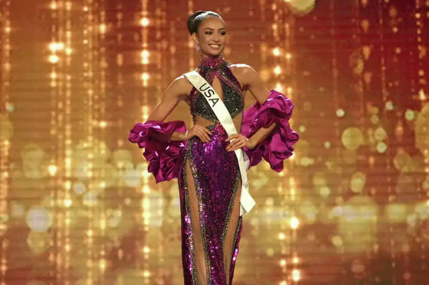 miss usa is crowned miss universe 2022