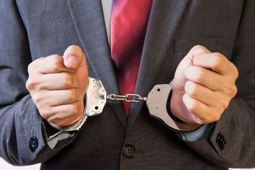 Woman jailed impersonating as a lawyer and stealing $62,000