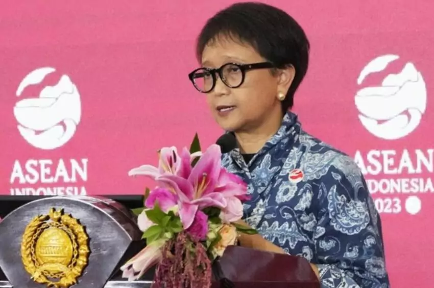 asean chair indonesia will increase discussions on the south china sea code