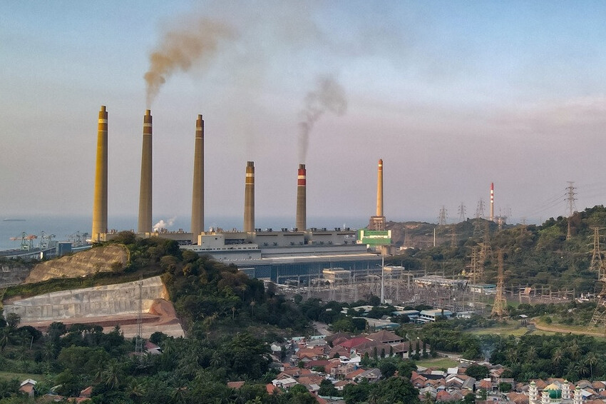 indonesia struggles with shift to sustainable energy