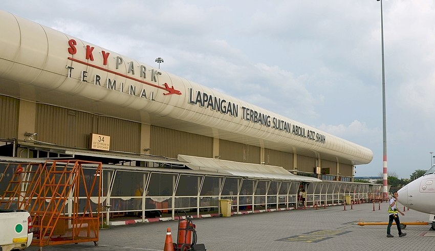 malaysia transport minister says subang airport would become regional aviation center