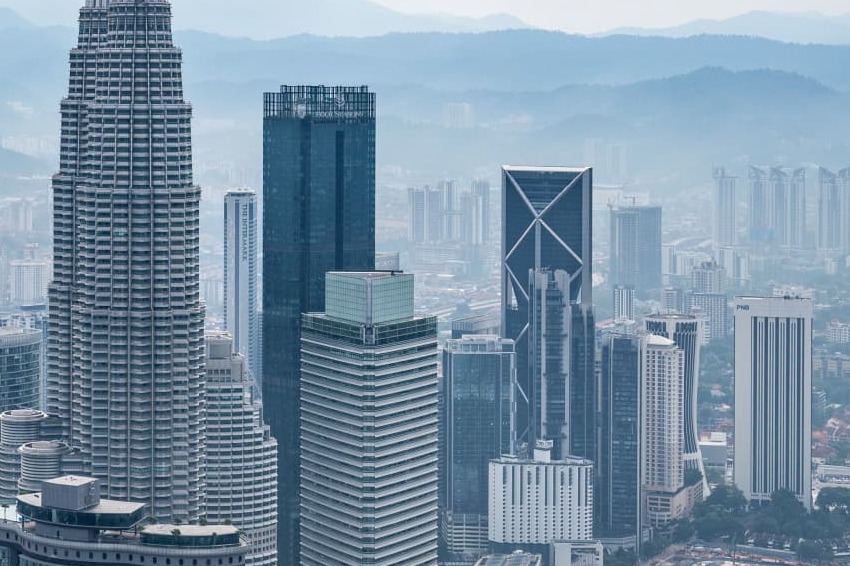 malaysia's gdp is growing at its fastest rate in 22 years