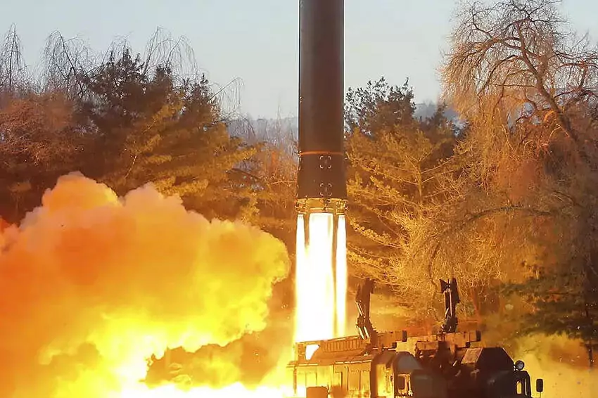 North Korea launches cruise missiles to show nuclear counterattack