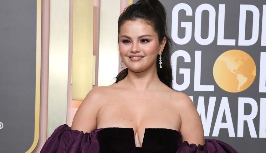 selena gomez is leaving social media because she's too old for this