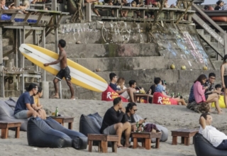 indonesia's bali wants to make it harder for russian tourists to get visas