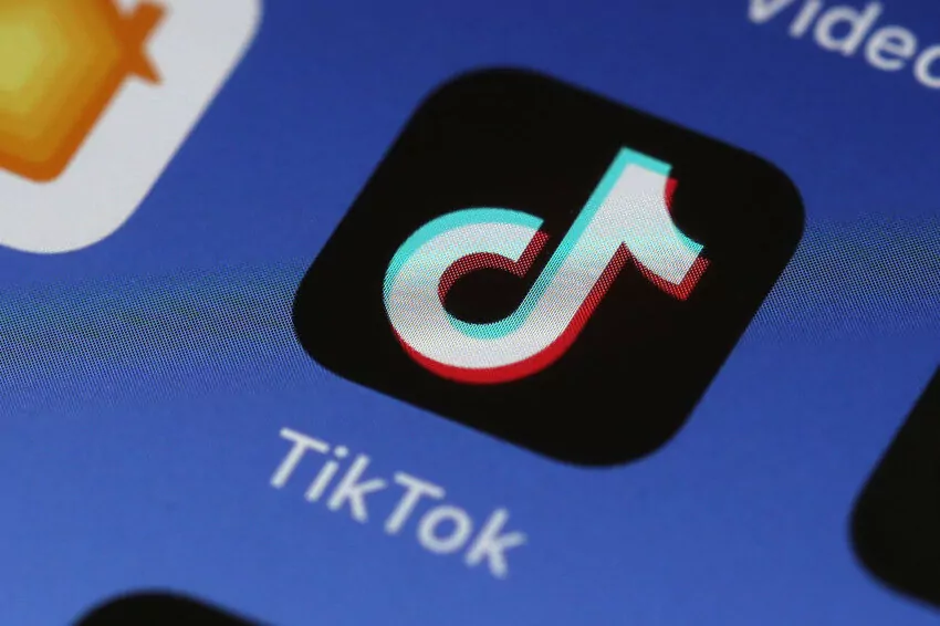 The Czech cyber watchdog says that people shouldn’t use TikTok