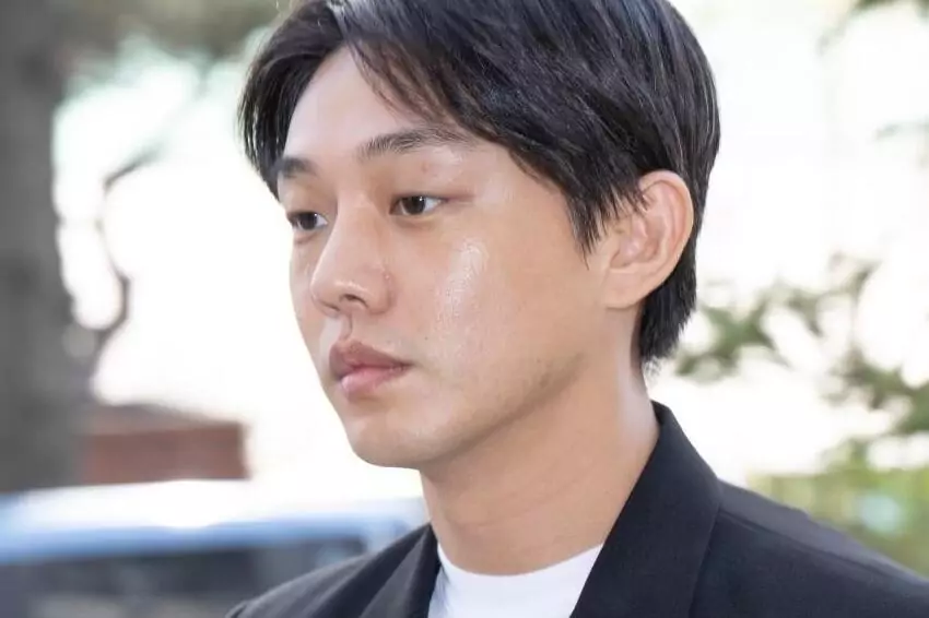 Yoo Ah-in apologizes publicly amid a police investigation into drug allegations