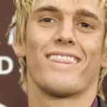 pop star aaron carter dies at 35 in tragic bathtub accident