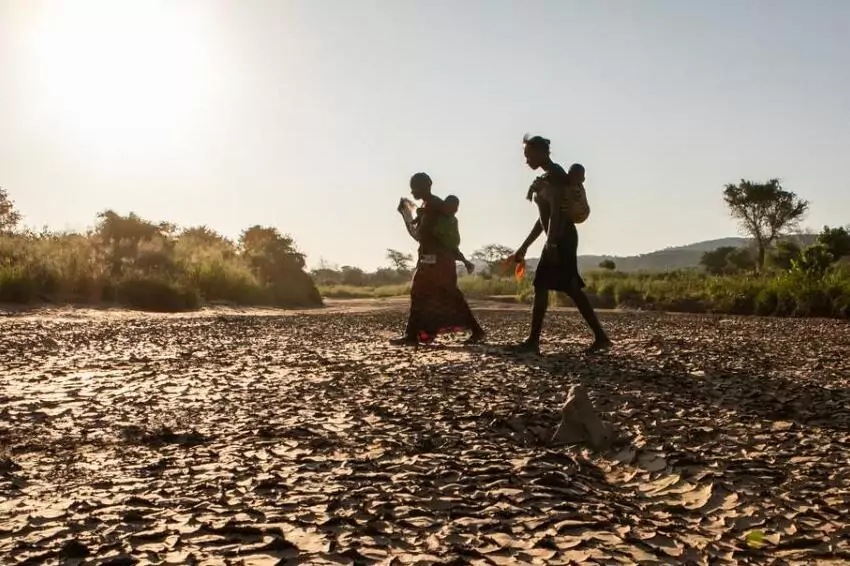 thailand suffers record breaking heat wave amid climate crisis