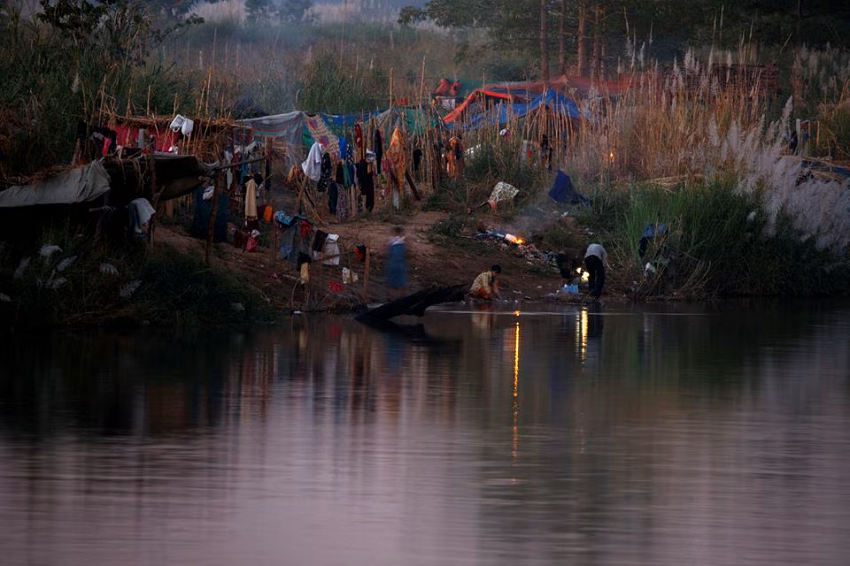 myanmar crisis deepens as thousands flee violence to thailand
