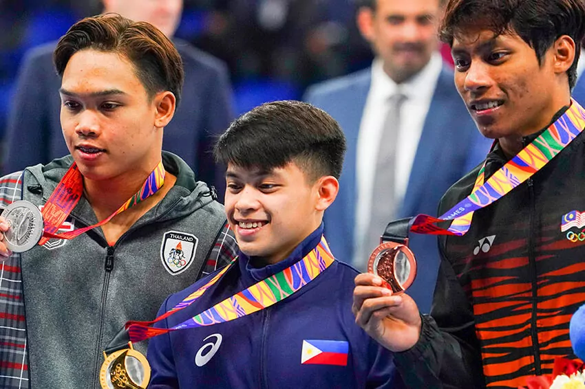 carlos yulo takes center stage with all around gold at sea games
