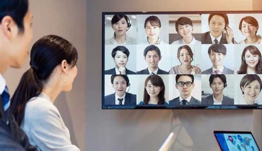Chinese Companies Employ Unconventional Tactics to Attract South Korean Tech Talent
