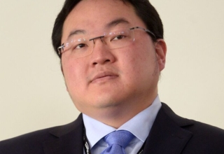 malaysia's anti graft agency pursues 1mdb fugitive jho low in macau